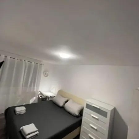 Monteurzimmer - Ferienwohnung Nahe Frankfurt Am Main Appartamento *